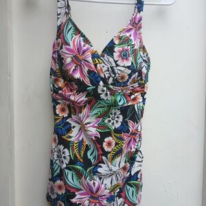 Catalina Floral One-Piece Swimsuit Size 10 Tropical Floral Beach Resortweat